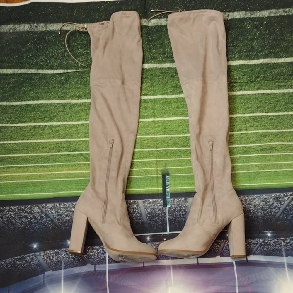 ASOS cream soft velour block heel over the knee boots size 5 - Picture 1 of 9